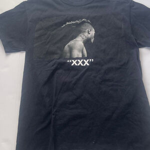 Xxx blaxk t shirt soze medium
